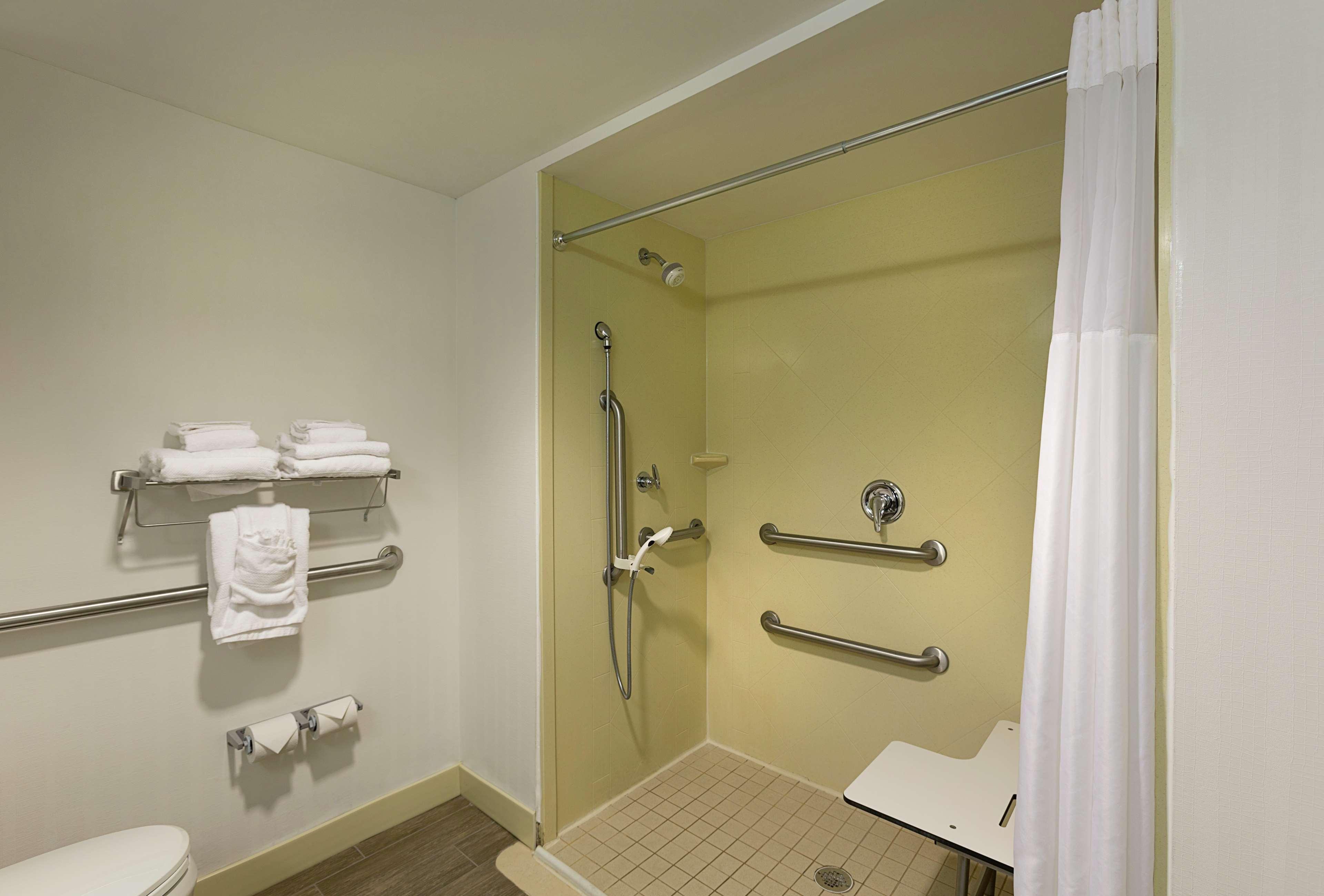 Hampton Inn Belmont At Montcross Esterno foto