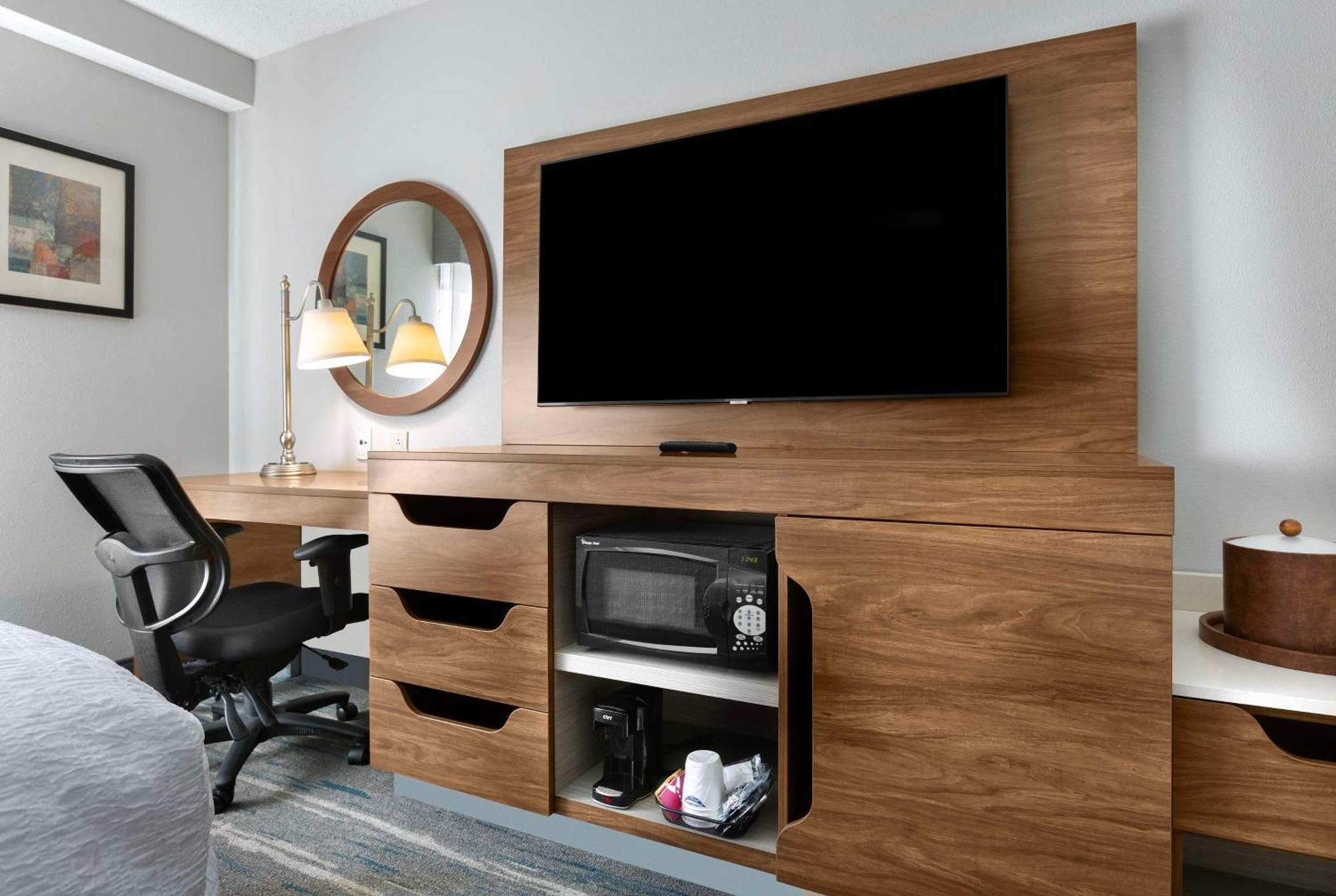 Hampton Inn Belmont At Montcross Esterno foto