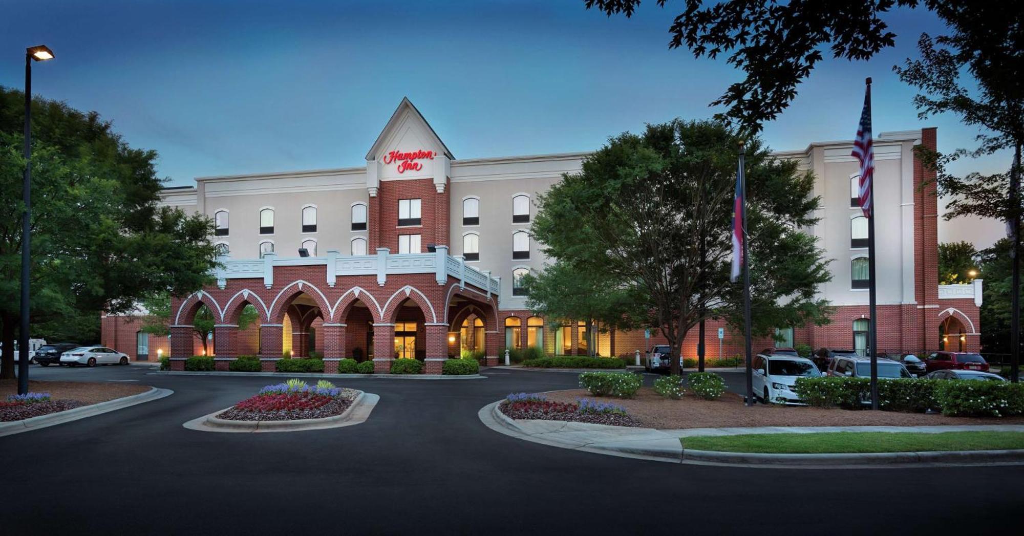 Hampton Inn Belmont At Montcross Esterno foto