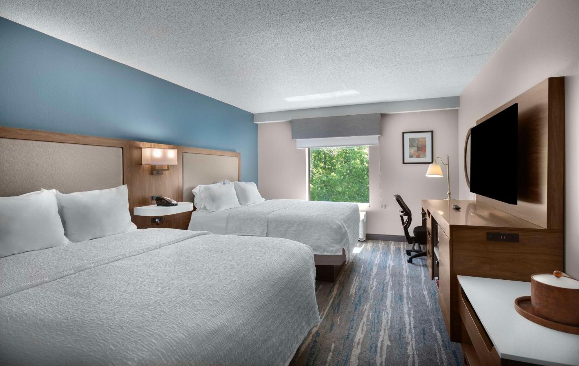 Hampton Inn Belmont At Montcross Esterno foto