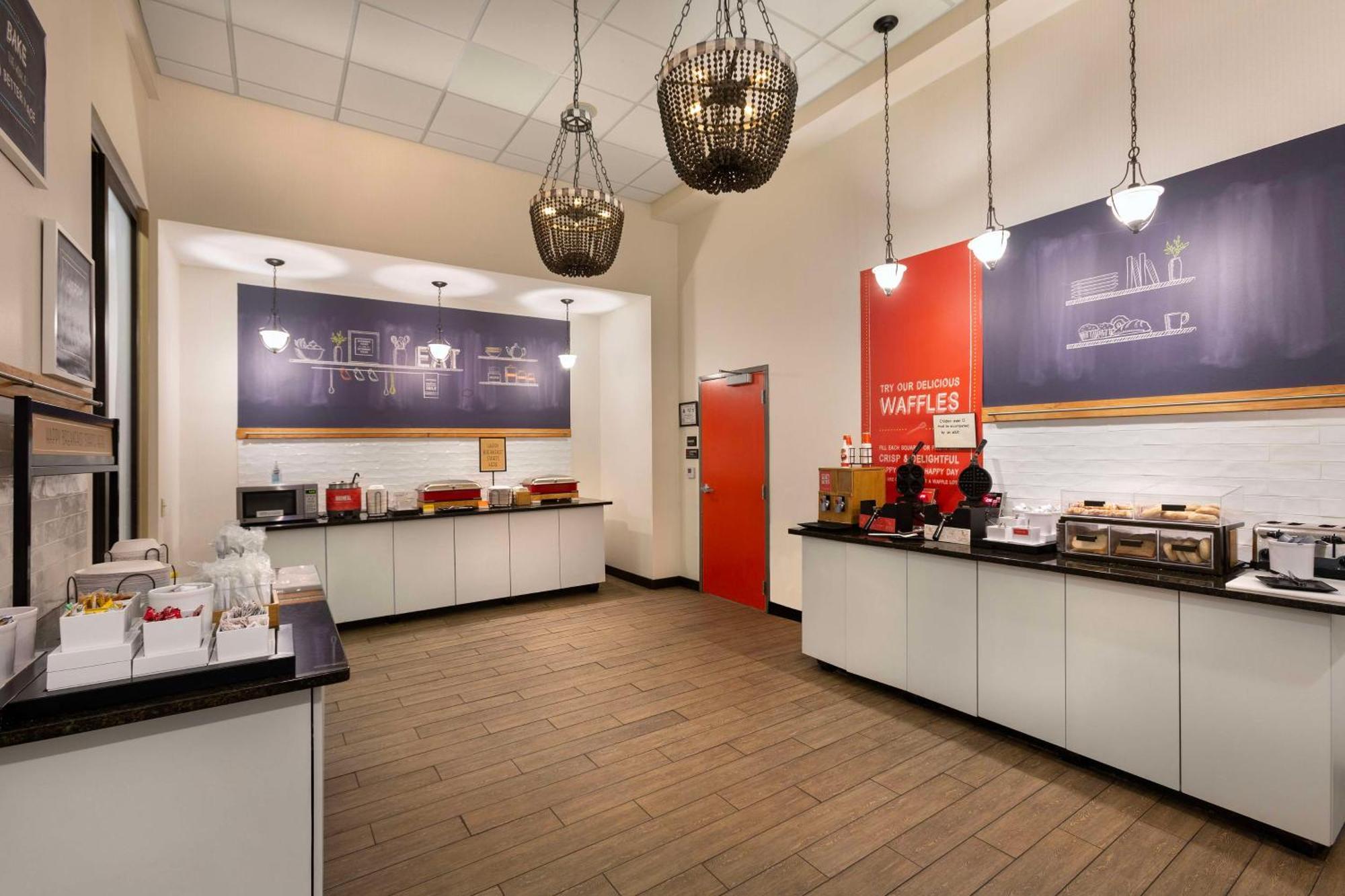 Hampton Inn Belmont At Montcross Esterno foto